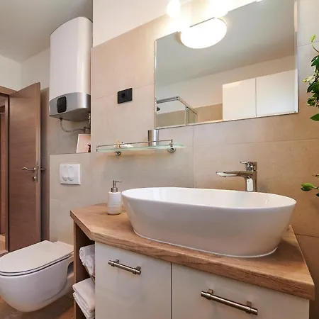 Miro - Center Of Apartman *