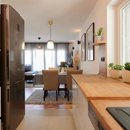 Miro - Center Of Apartman *