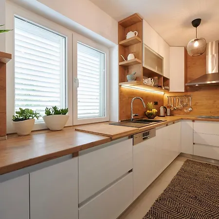 Apartament Miro - Center Of *