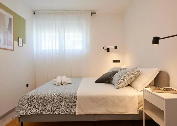 Miro - Center Of 特罗吉尔